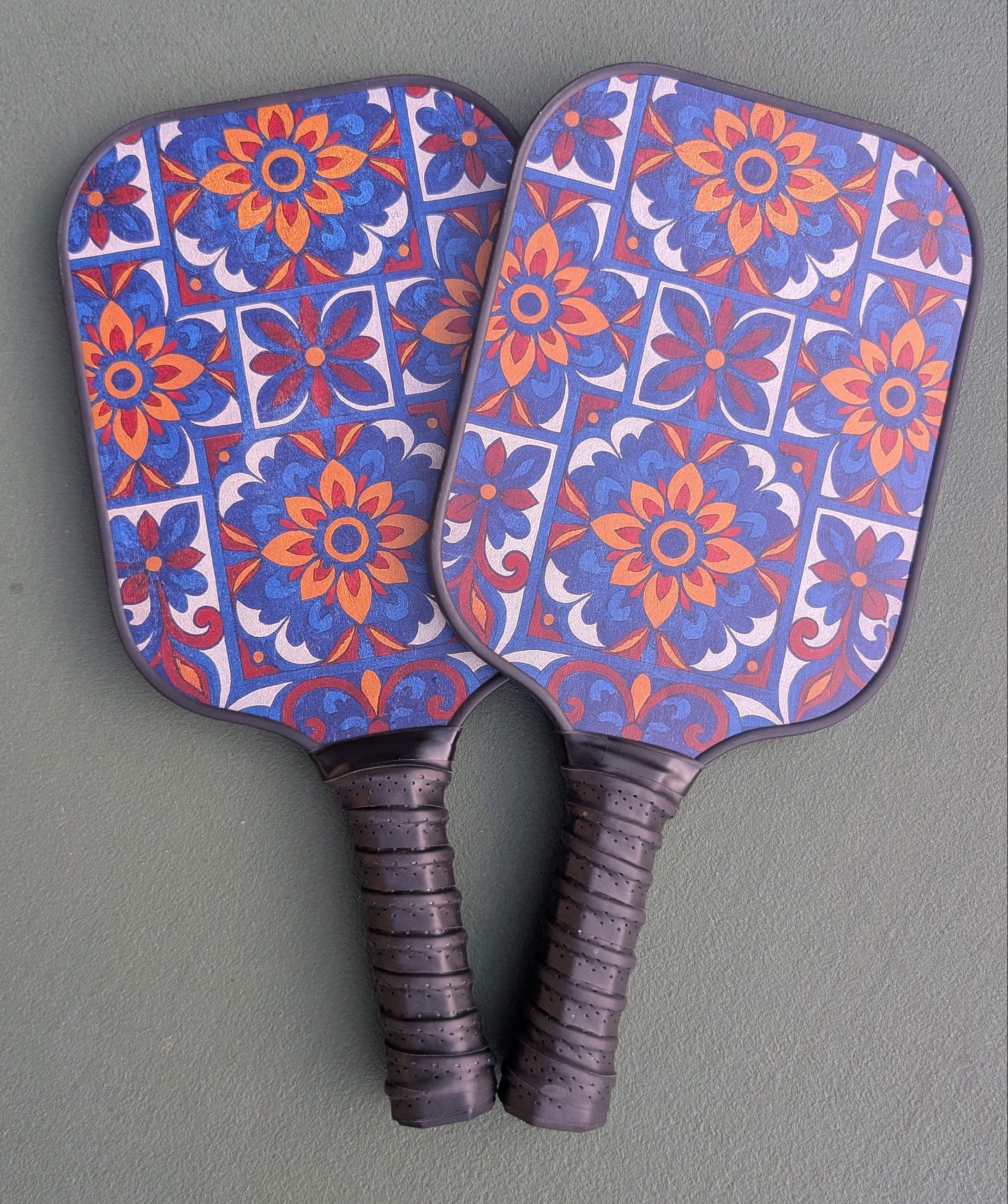 Sunburst Talavera Pickleball Paddle Set – 2 Paddles, 2 Balls & Carry Bag