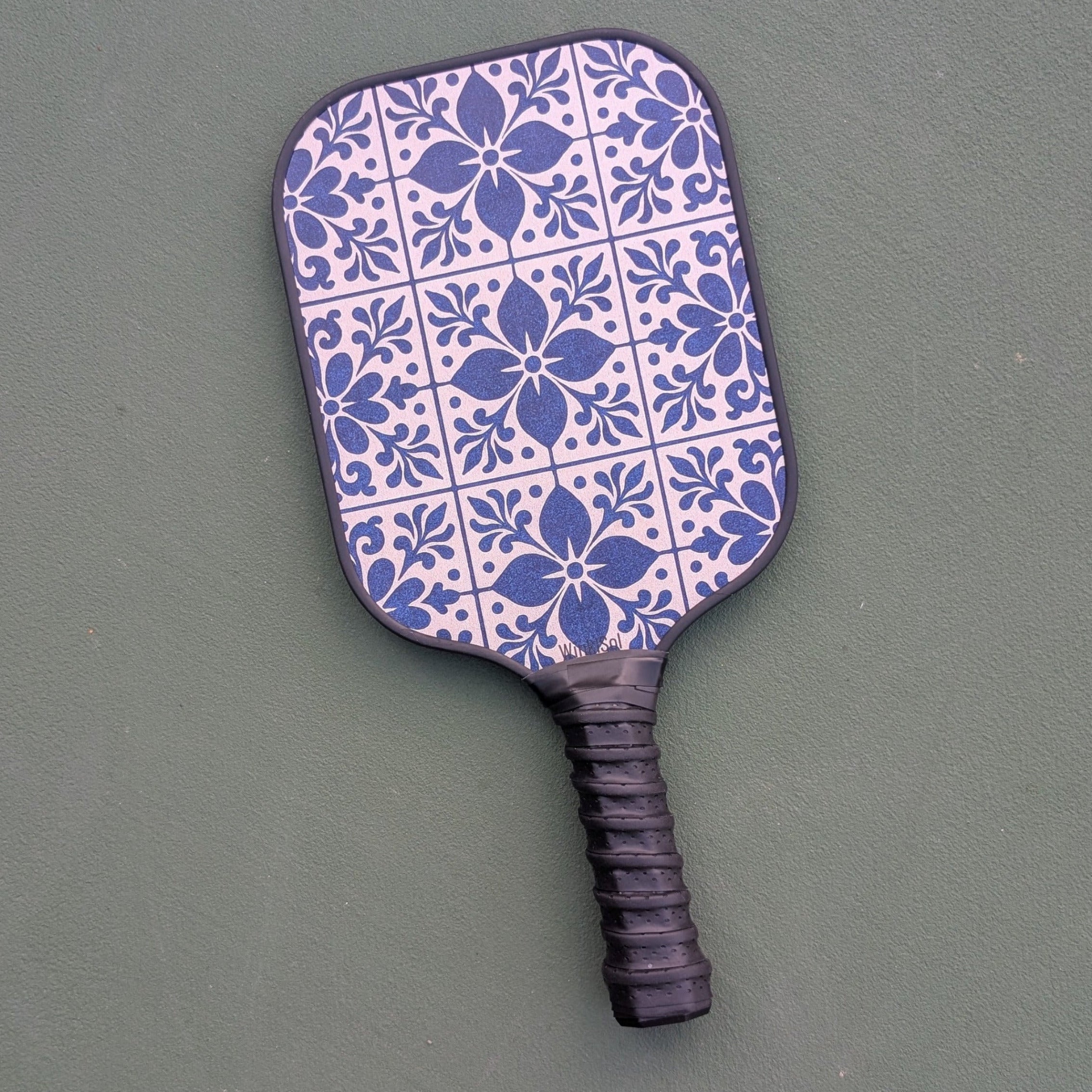 Bloom Talavera Pickleball Paddle Set – 2 Paddles, 2 Balls & Carry Bag